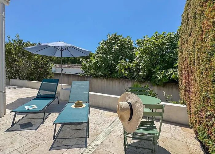 Villa A Proximité De La Et Du Centre Village, Confort *